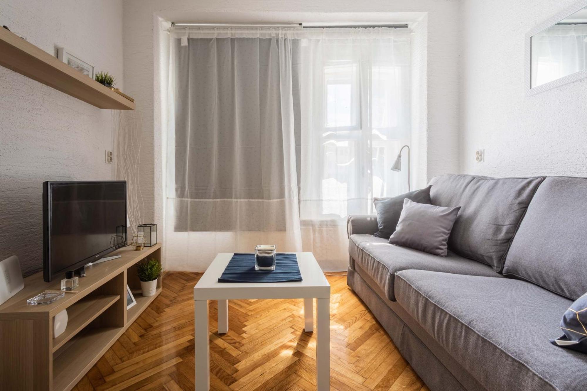 Apartment Petra By Blue Apartments Zagreb Ngoại thất bức ảnh